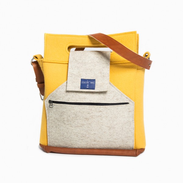 Filztasche in Gelb und Beige auf weißem Hintergrund