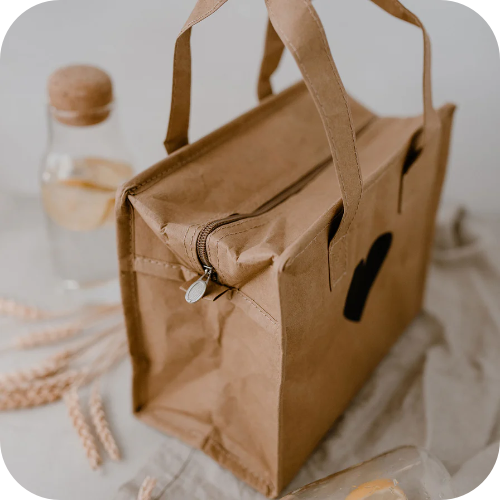 Nachhaltige Kühltasche aus Papier mit Herz Motiv